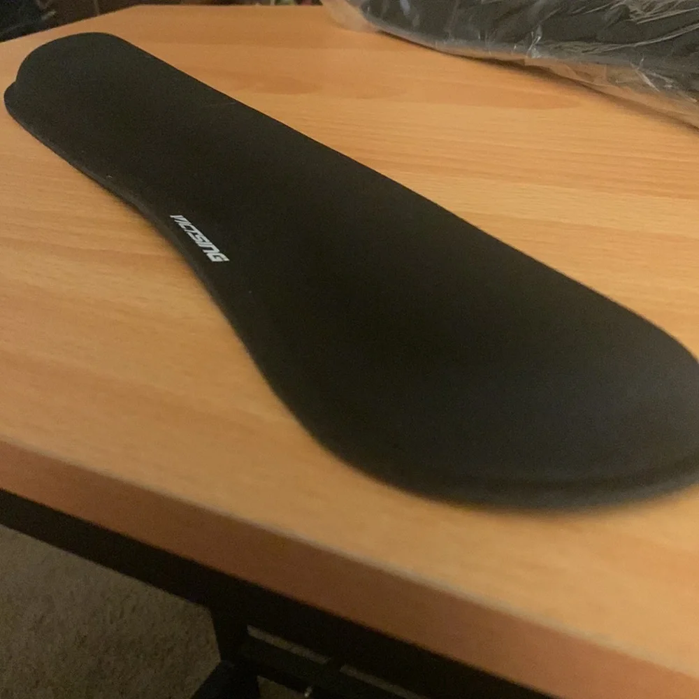 Keyboard arm rest